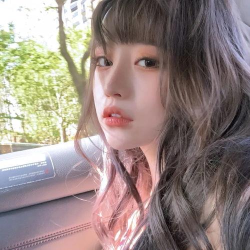 娱乐吃瓜酱的头像女生,揭秘网红头像背后的故事  第3张